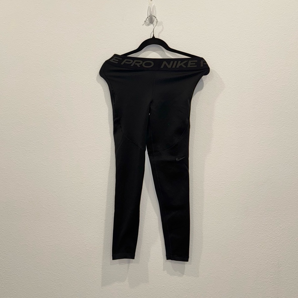 Nike Black Thermal Innies Performance Small